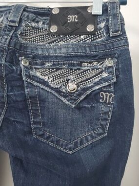 Miss Me Cropped Jeans - 26
